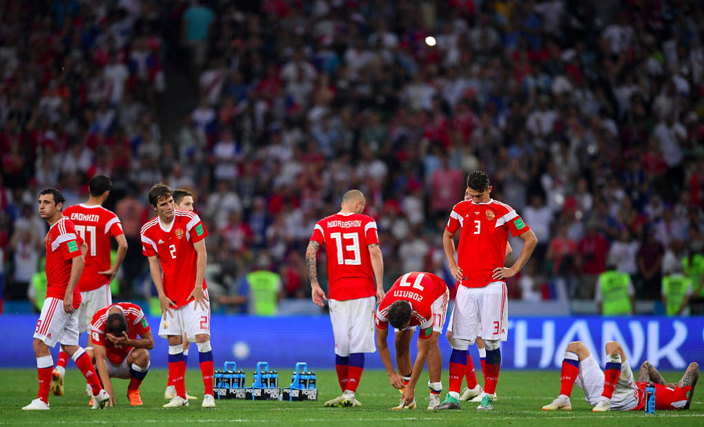 开云体育官网-足总杯赛程吃紧，西汉姆冲刺阶段遗憾出局，气氛紧张，身体对抗强度拉满